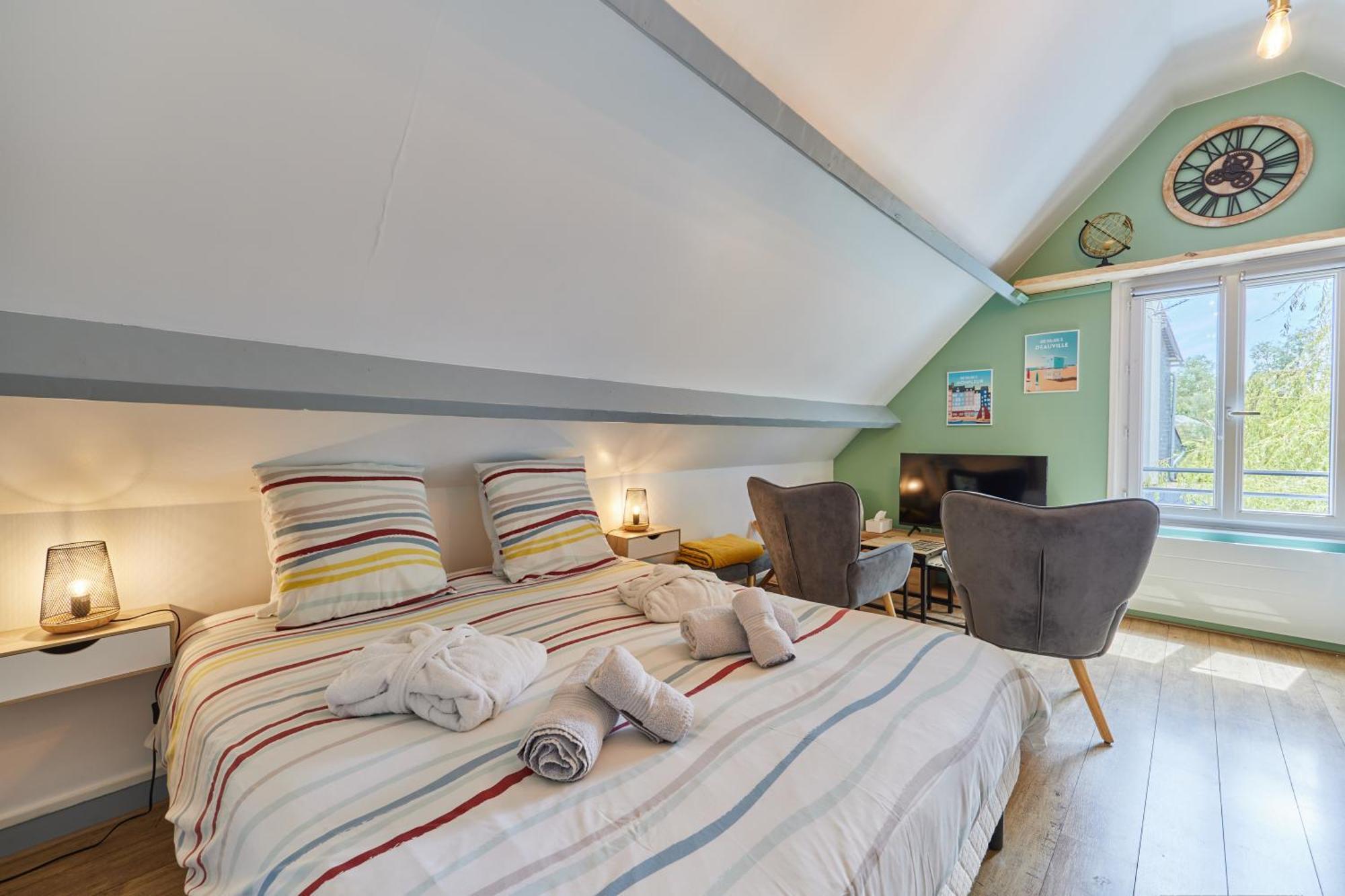 Ferienwohnung Domaine Du Gros Chene - Terrasses Avec Jacuzzis Privatifs Ablon Exterior foto