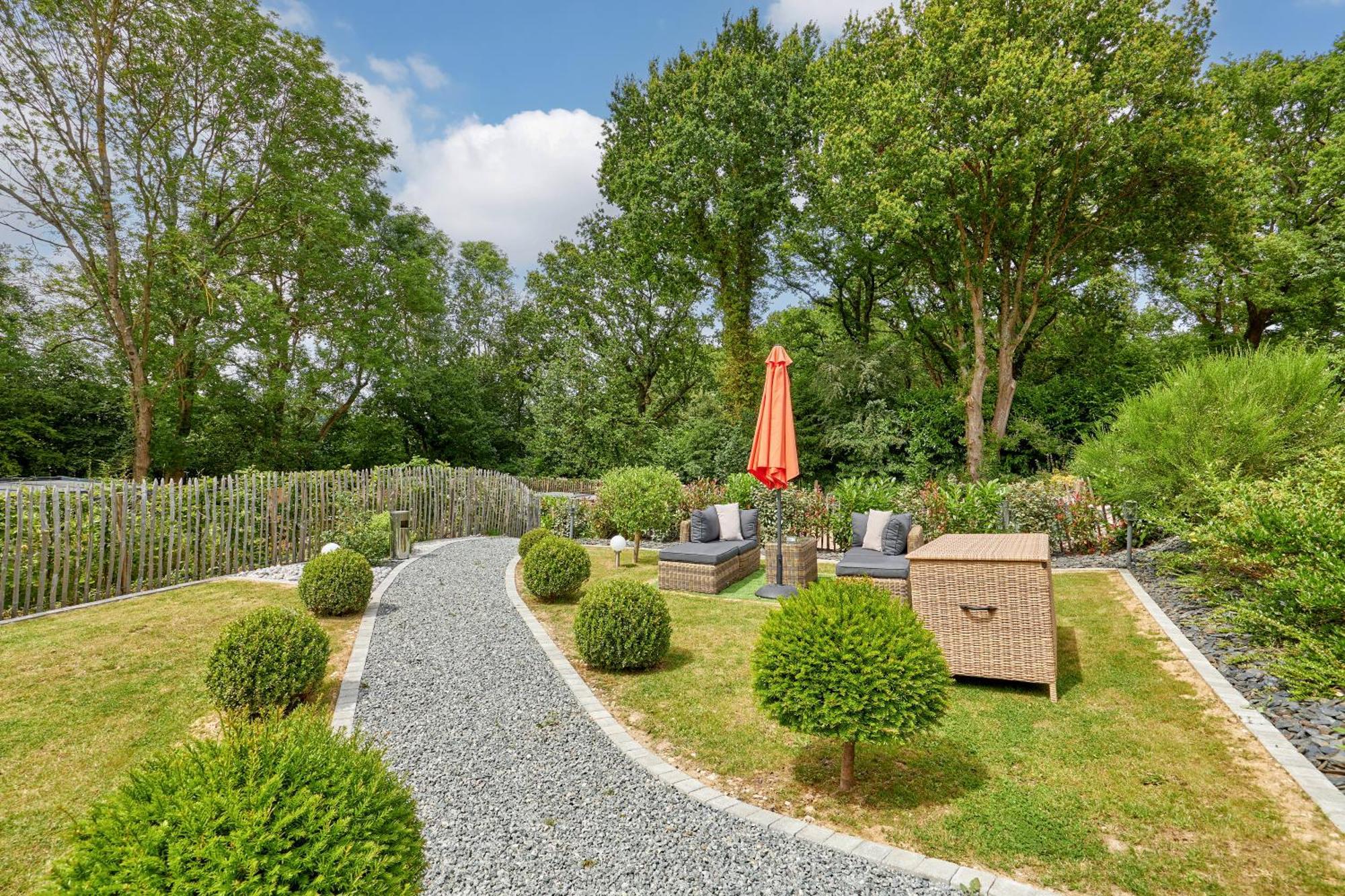 Ferienwohnung Domaine Du Gros Chene - Terrasses Avec Jacuzzis Privatifs Ablon Exterior foto