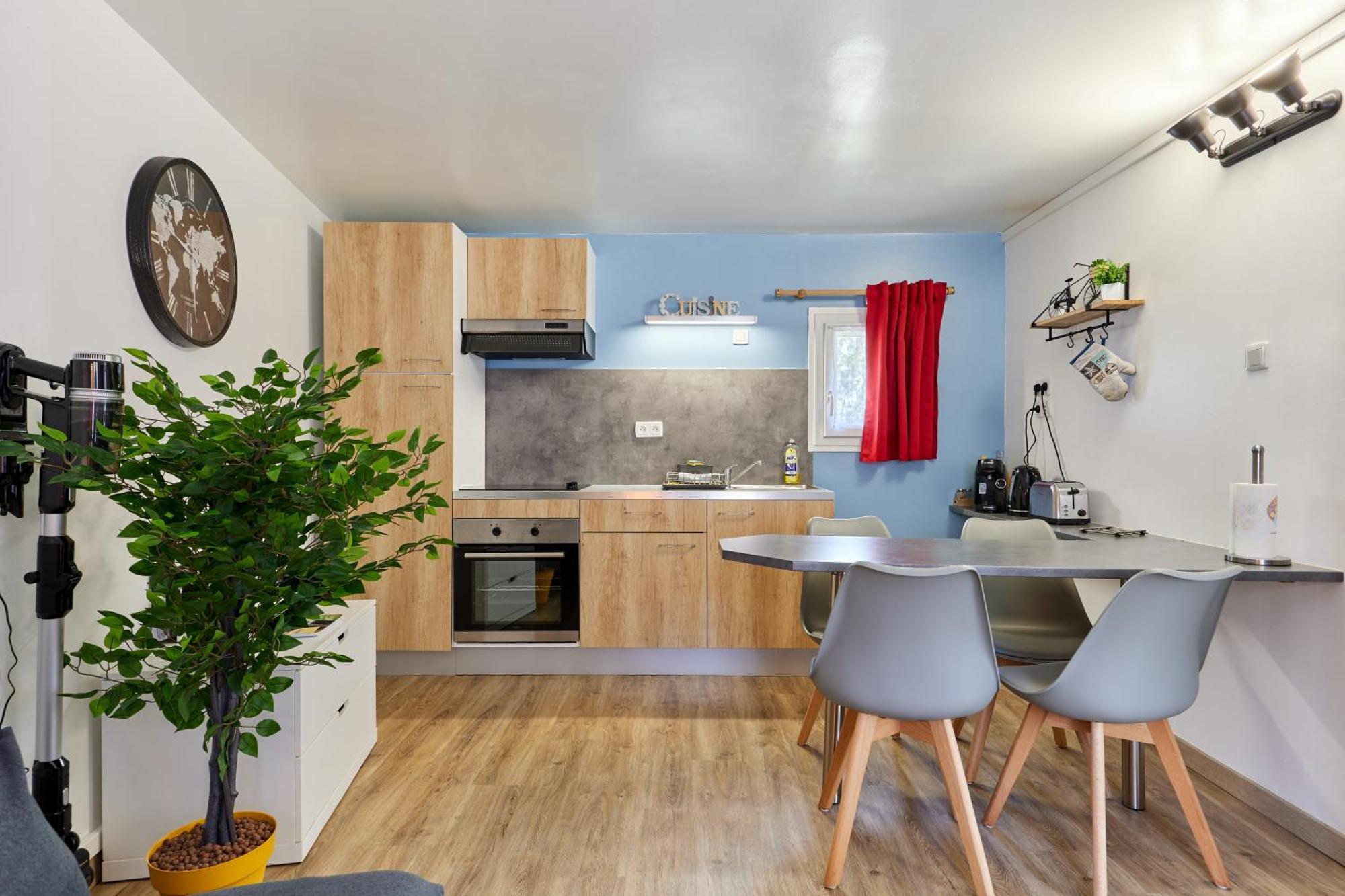 Ferienwohnung Domaine Du Gros Chene - Terrasses Avec Jacuzzis Privatifs Ablon Exterior foto