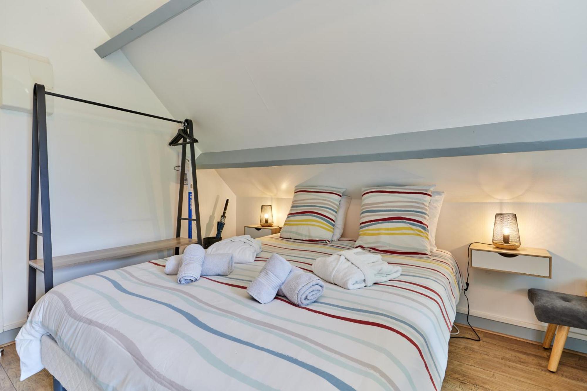 Ferienwohnung Domaine Du Gros Chene - Terrasses Avec Jacuzzis Privatifs Ablon Exterior foto