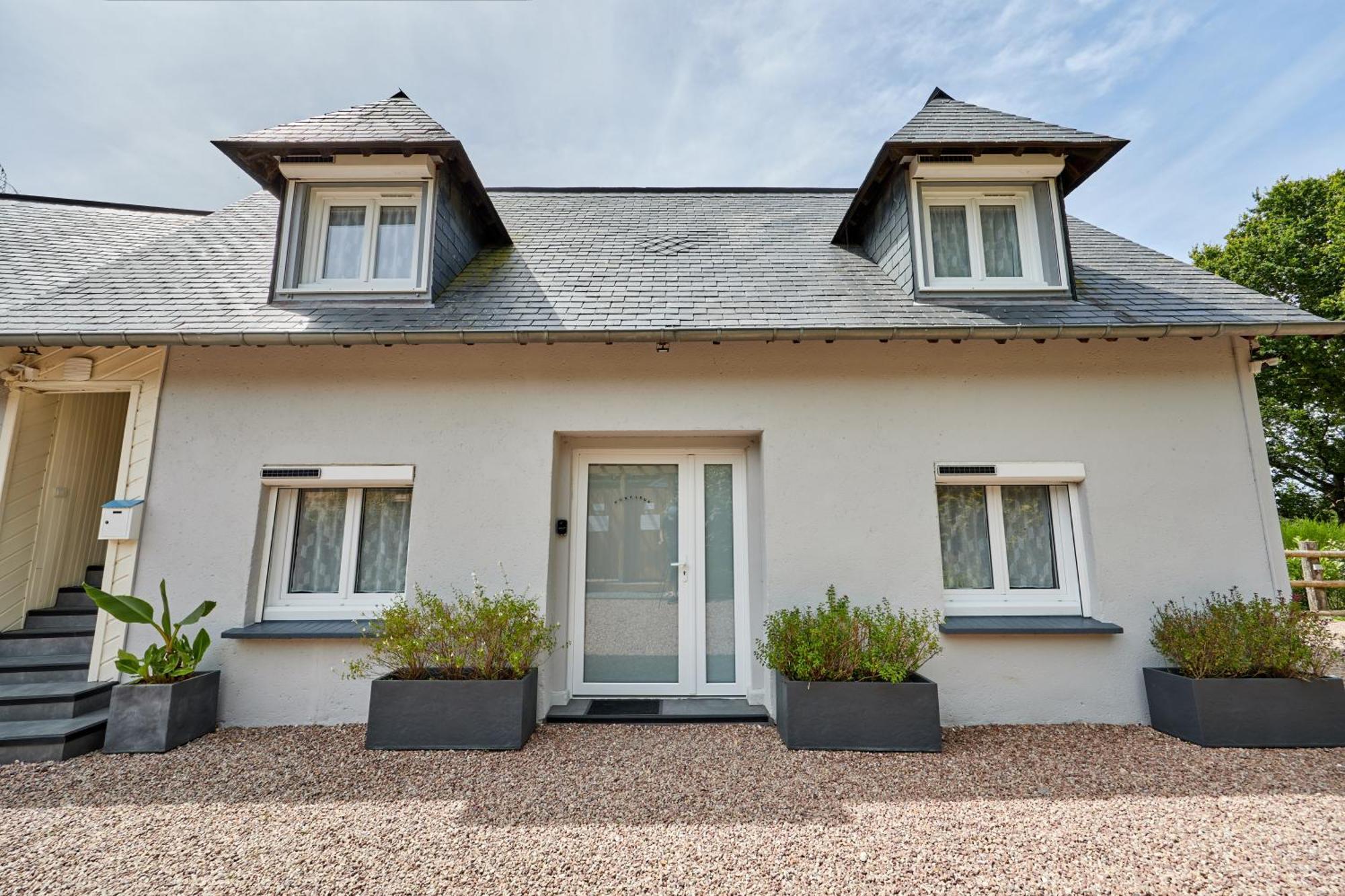 Ferienwohnung Domaine Du Gros Chene - Terrasses Avec Jacuzzis Privatifs Ablon Exterior foto